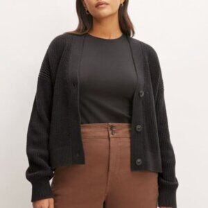 Everlane The Boxy Cardigan in Everyday Cotton in Black